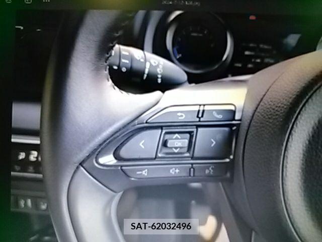Toyota YARIS 2023-01 371462-7