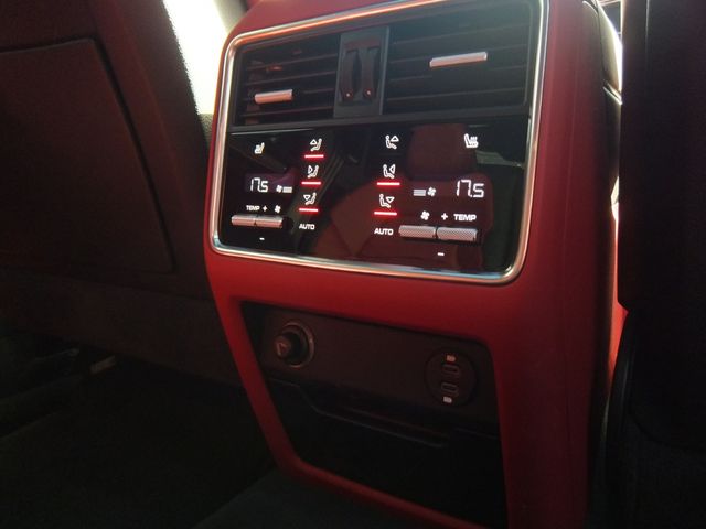 Porsche CAYENNE 2020-03 4741-13