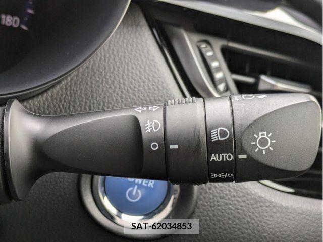Toyota C-HR 2021-11 331790-27