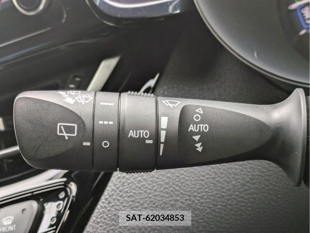 Toyota C-HR 2021-11 331790-26