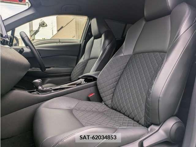 Toyota C-HR 2021-11 331790-10