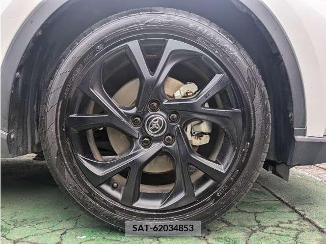 Toyota C-HR 2021-11 331790-5