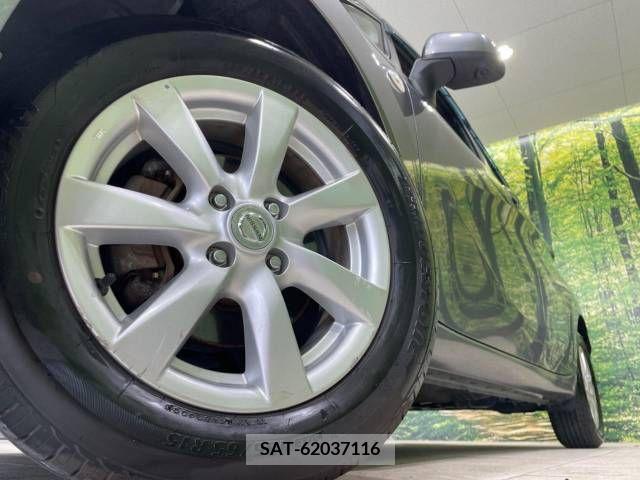 Nissan NOTE 2013-10 302329-13