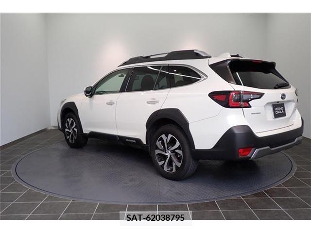 Subaru OUTBACK 2022-02 274941-6