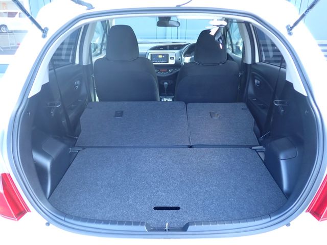 Toyota VITZ 2016-10 22189-18