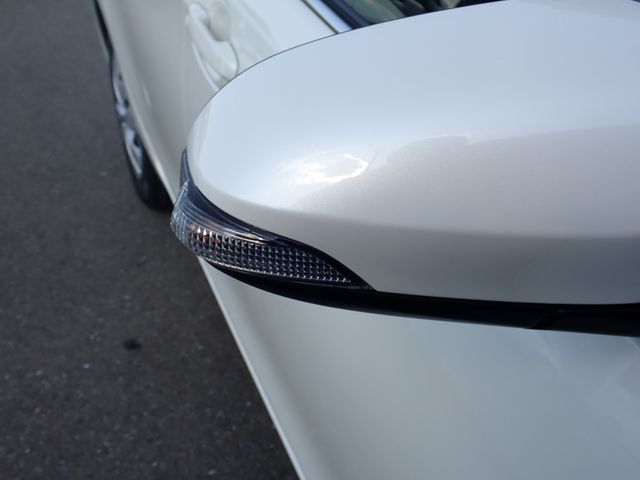 Toyota VITZ 2016-10 22189-21