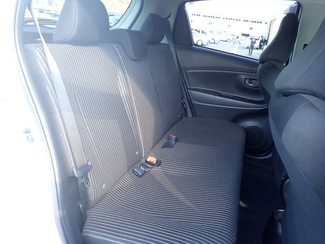 Toyota VITZ 2016-10 22189-16
