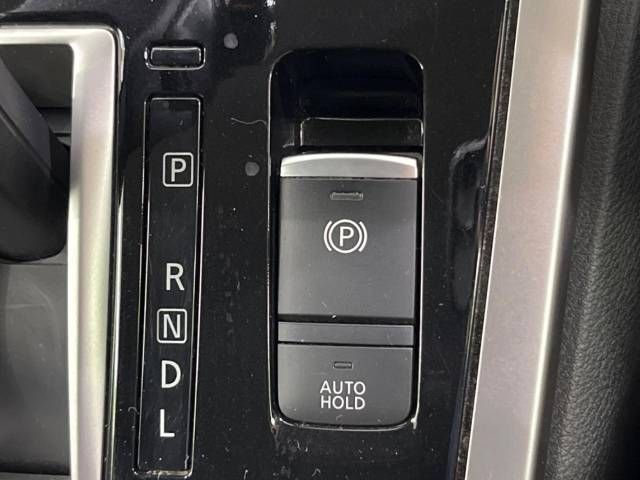 Nissan SERENA 2016-10 12267-19