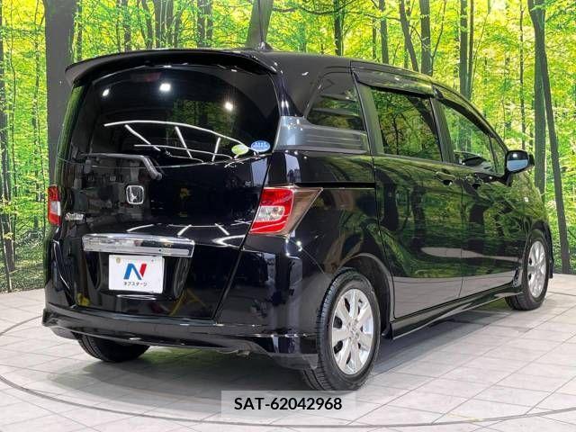 Honda FREED SPIKE 2010-09 328162-17