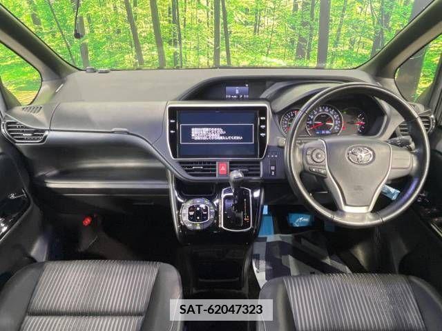 Toyota VOXY 2017-11 344895-1
