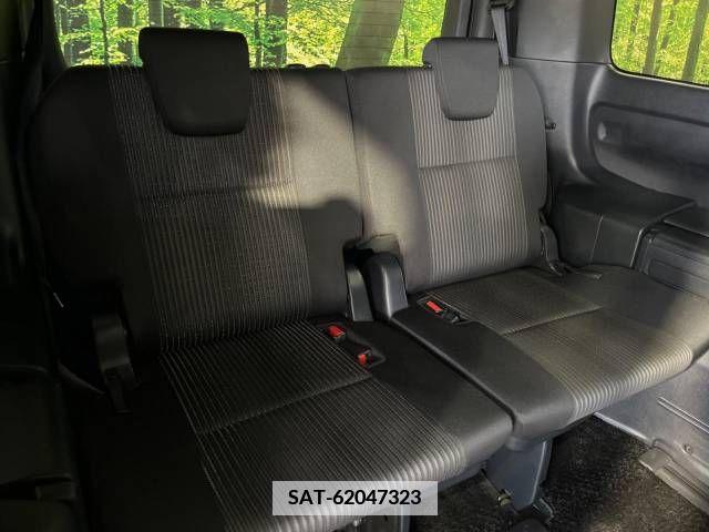 Toyota VOXY 2017-11 344895-10