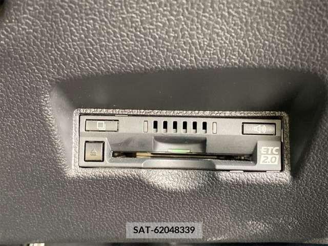 Toyota PRIUS 2017-09 283051-19
