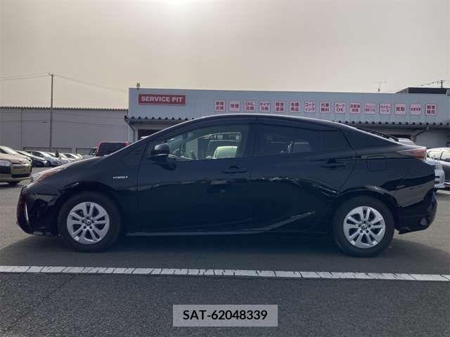 Toyota PRIUS 2017-09 283051-13