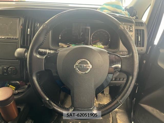 Nissan SERENA 2010-07 393921-17