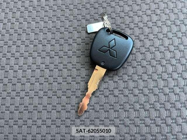 Mitsubishi MINICAB VAN 2022-10 224628-13