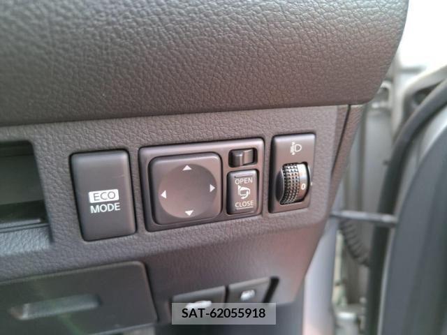 Nissan TIIDA 2012-04 369609-19