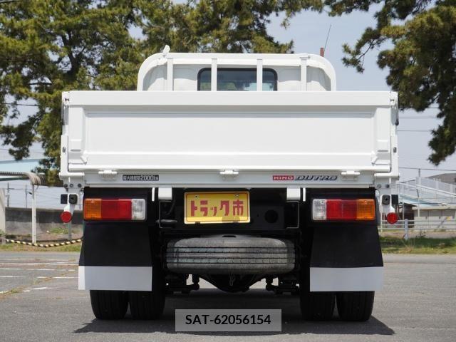 Hino DUTRO 2018-01 296688-8