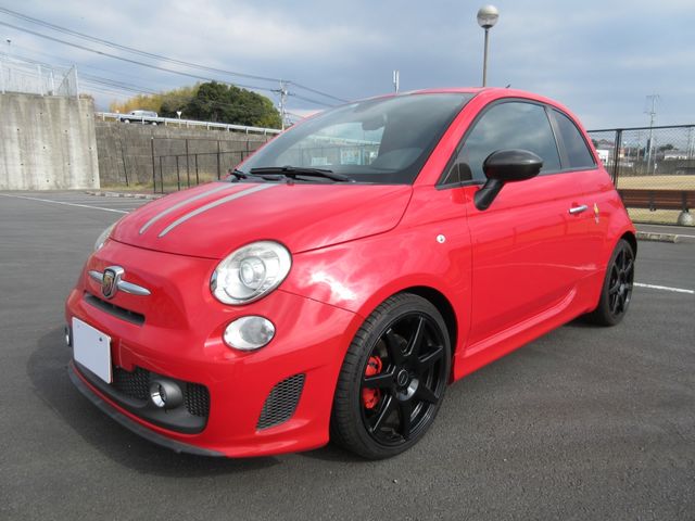 Abarth 695 2011-03 340-0