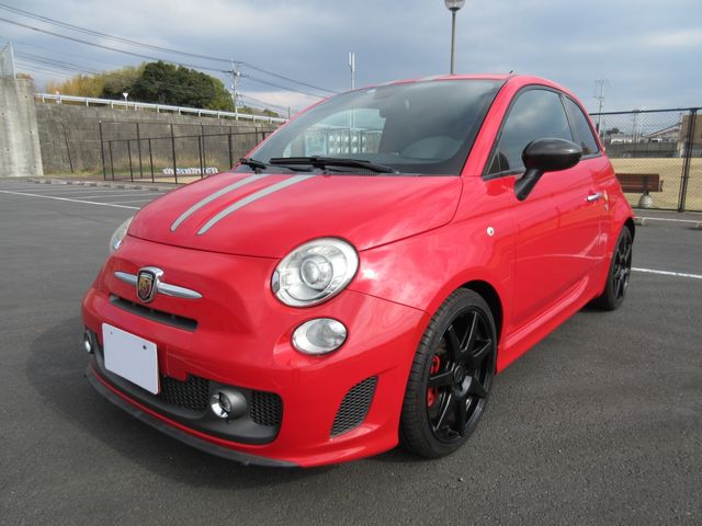 Abarth 695 2011-03 340-5