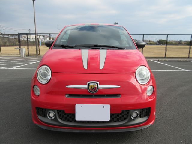 Abarth 695 2011-03 340-3