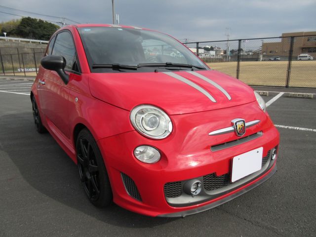 Abarth 695 2011-03 340-7