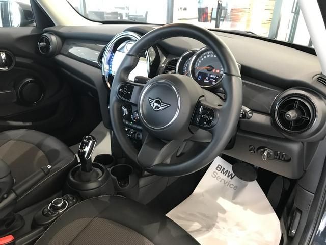 Bmw MINI 2022-06 8509-12