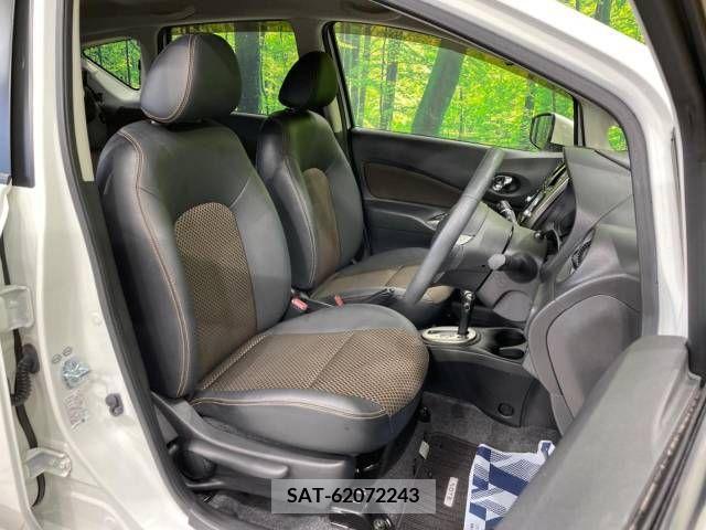 Nissan NOTE 2015-08 313873-6