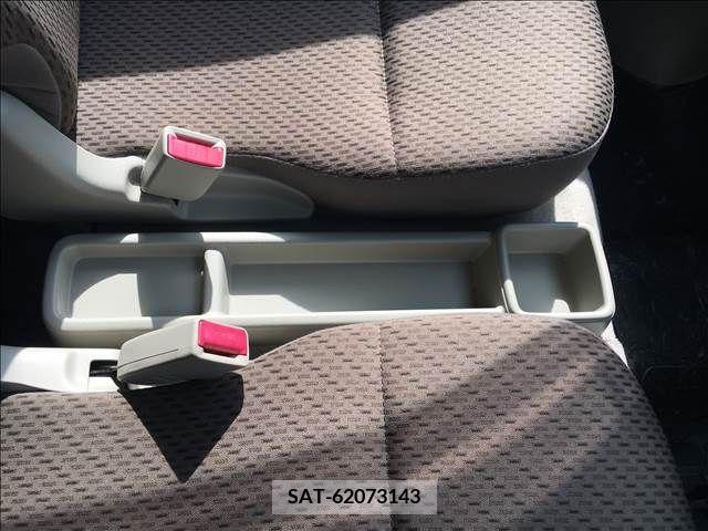 Suzuki EVERY 2017-04 212485-16