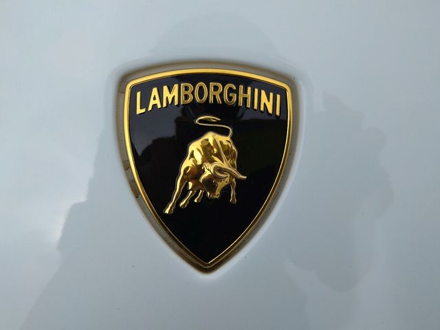 Lamborghini Huracan 2017-01 20838-26