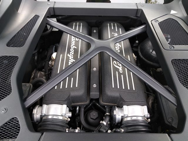 Lamborghini Huracan 2017-01 20838-24