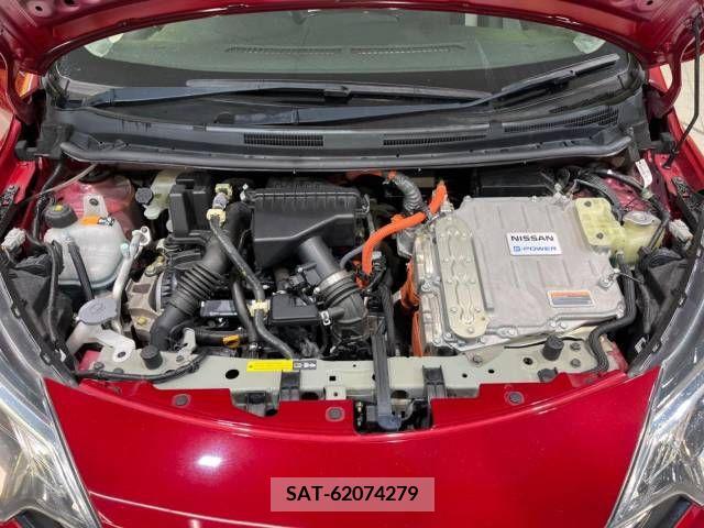Nissan NOTE 2017-06 305383-18