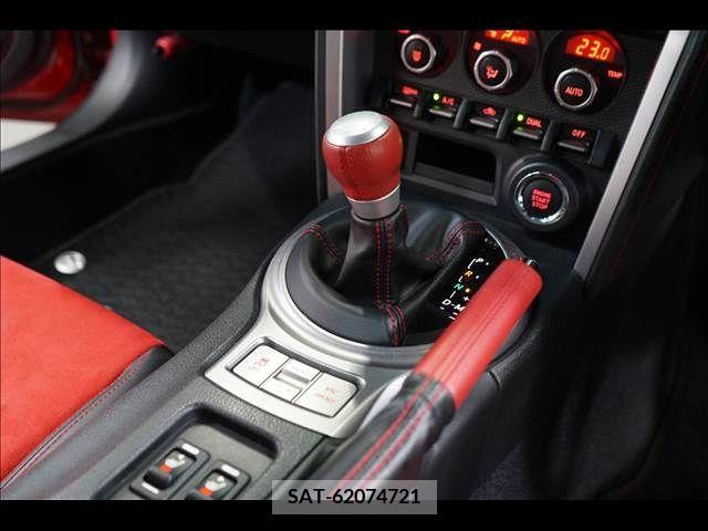 Toyota 86 2012-11 258680-11
