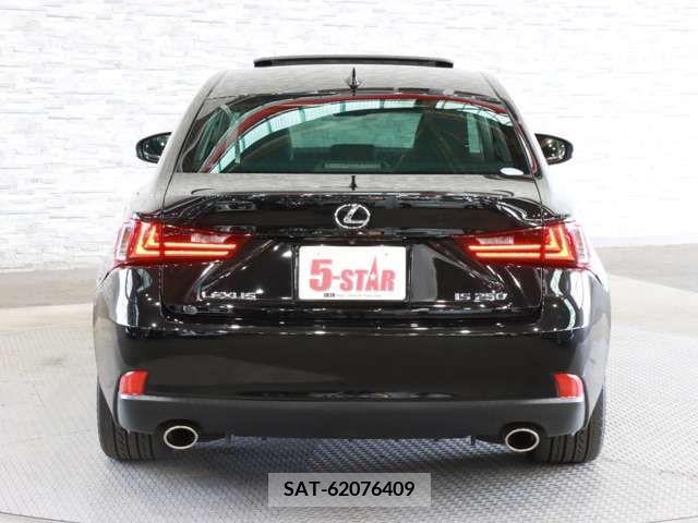 Lexus IS 2013-08 275407-12