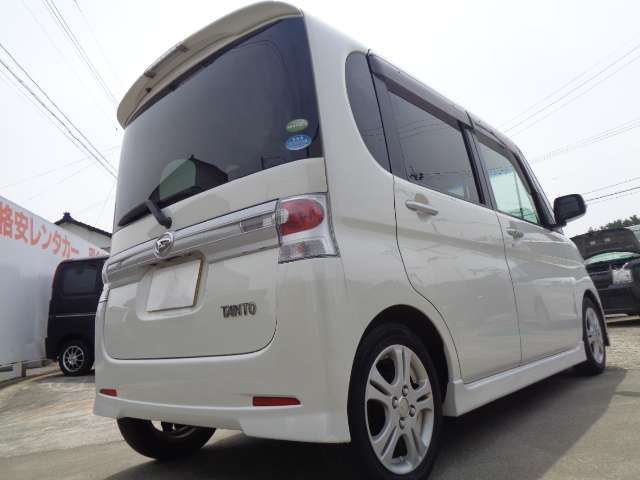 Daihatsu TANTO CUSTOM 2011-09 2406-4