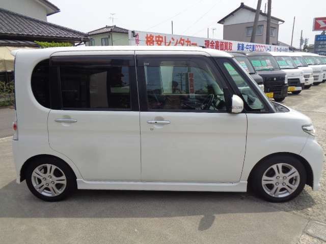 Daihatsu TANTO CUSTOM 2011-09 2406-3