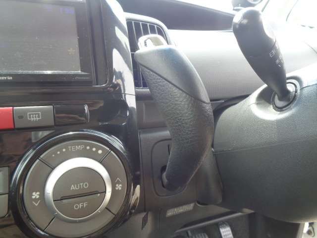 Daihatsu TANTO CUSTOM 2011-09 2406-9