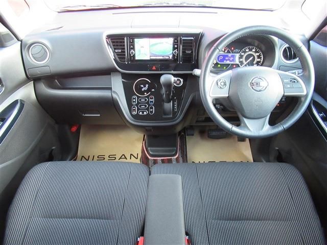 Nissan DAYZ ROOX 2019-02 190455-2