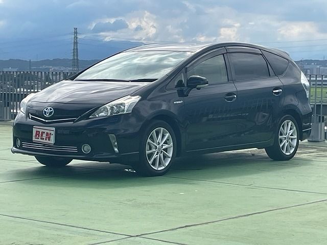 Toyota PRIUS ALPHA 2013-04 22008-0