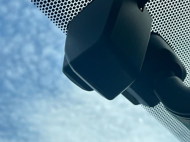Toyota PRIUS ALPHA 2013-04 22008-11