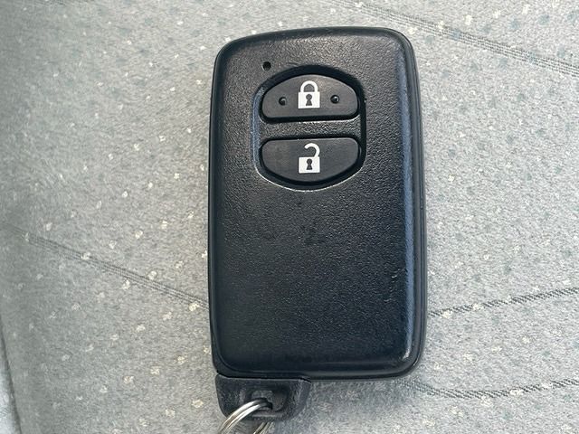 Toyota PRIUS ALPHA 2013-04 22008-23