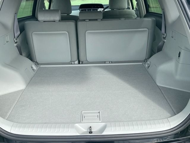 Toyota PRIUS ALPHA 2013-04 22008-20