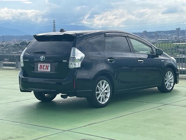 Toyota PRIUS ALPHA 2013-04 22008-3