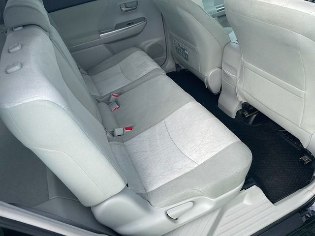 Toyota PRIUS ALPHA 2013-04 22008-18