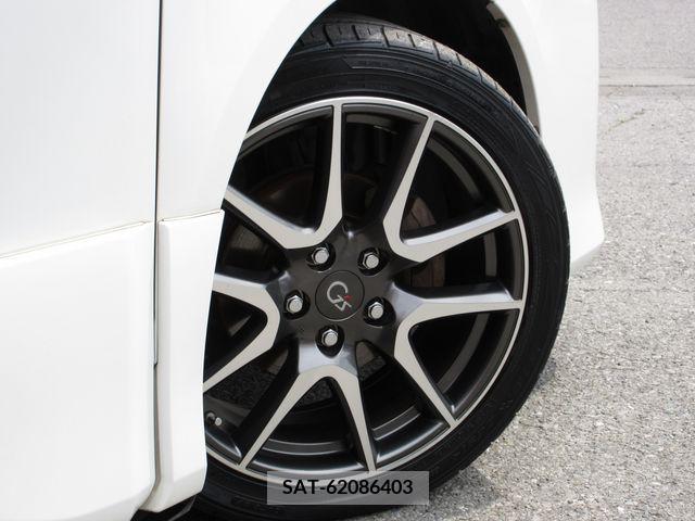 Toyota VOXY 2010-10 289100-6
