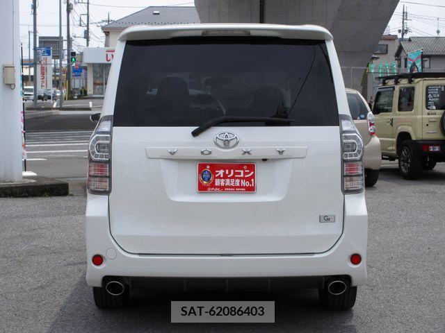 Toyota VOXY 2010-10 289100-15