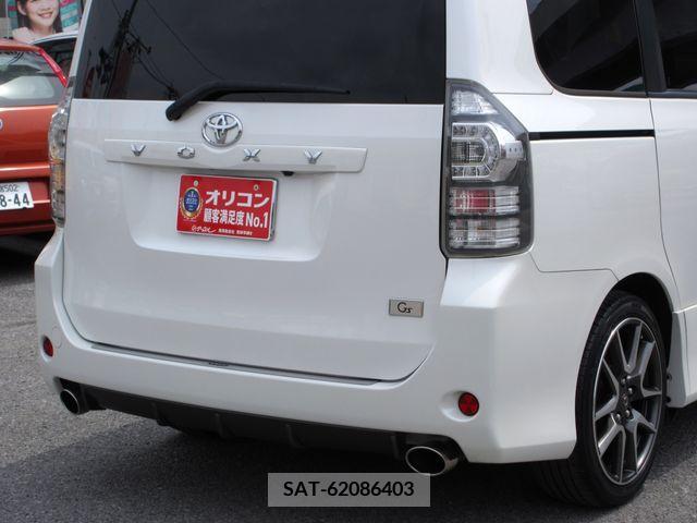 Toyota VOXY 2010-10 289100-16