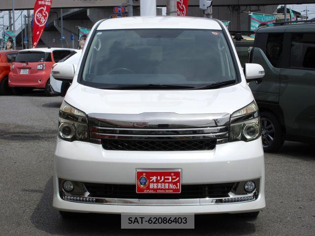 Toyota VOXY 2010-10 289100-19