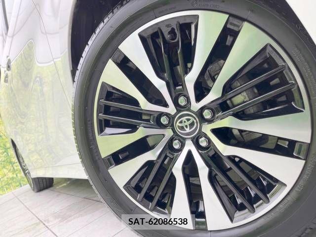 Toyota ALPHARD 2023-04 349778-13