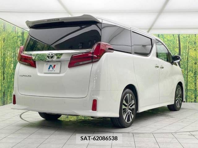 Toyota ALPHARD 2023-04 349778-17
