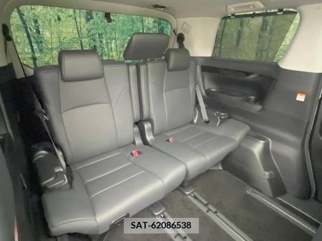 Toyota ALPHARD 2023-04 349778-9